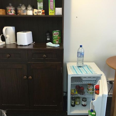 K&R Orewa Homestay מראה חיצוני תמונה