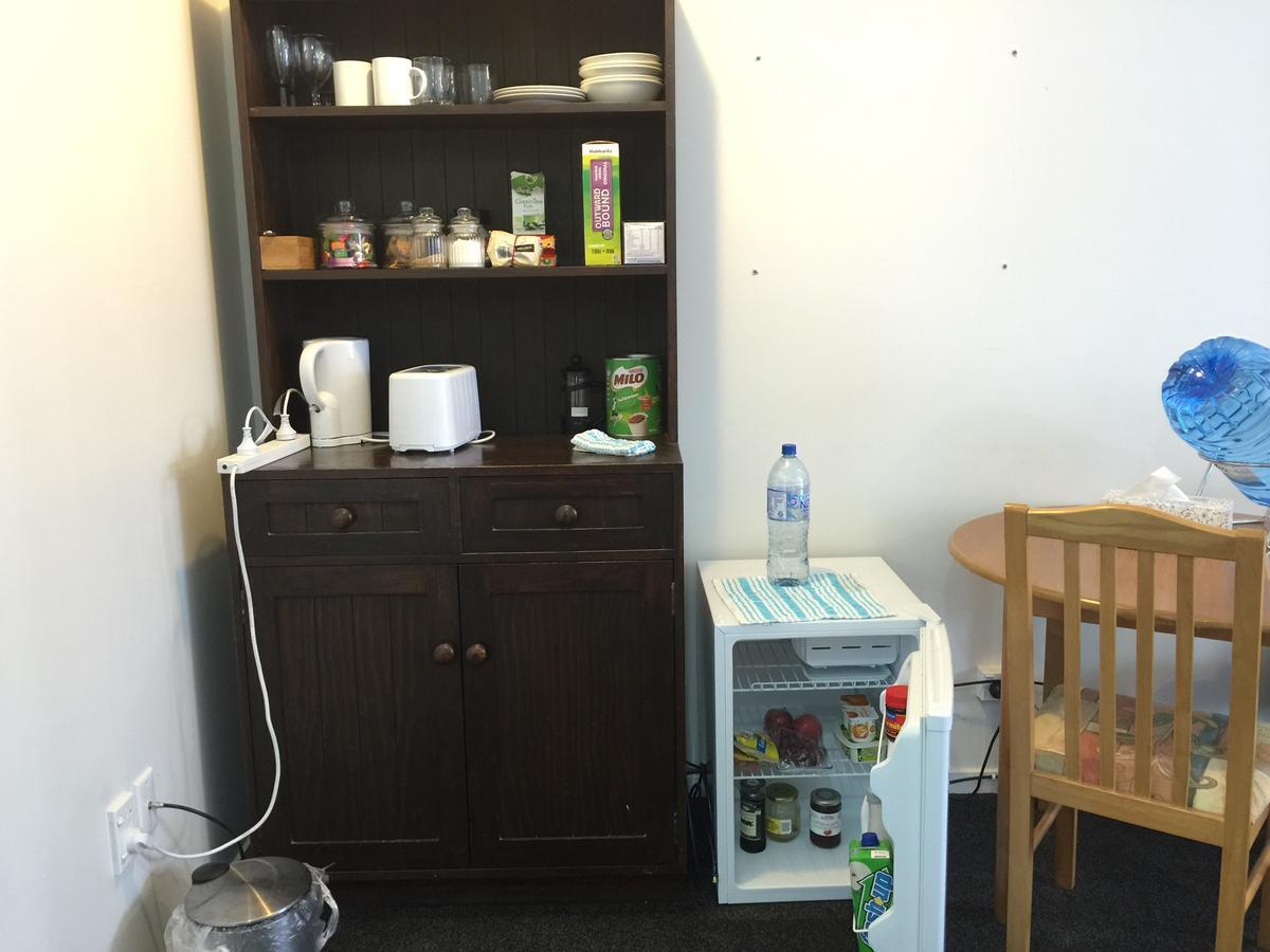 K&R Orewa Homestay מראה חיצוני תמונה